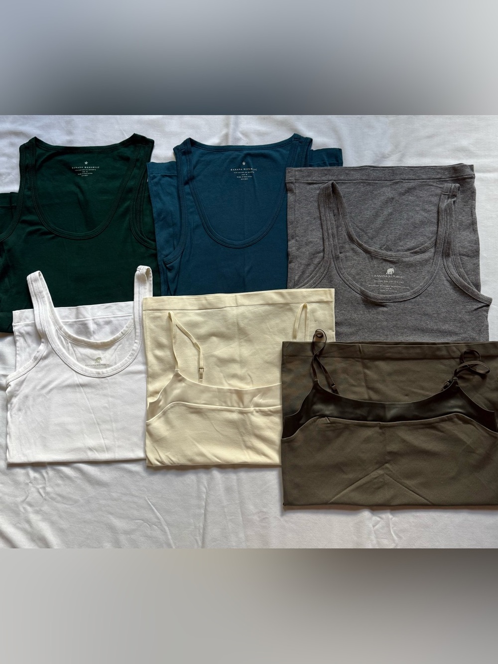 Banana Republic Medium Basics Bundle - 6pc Tanks & Camisoles Like New